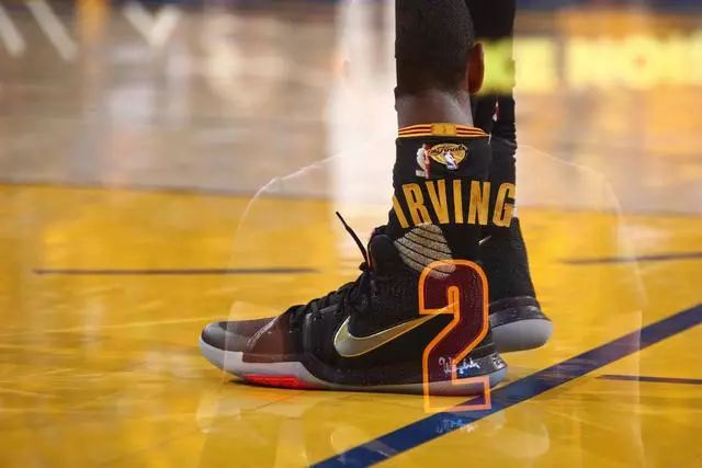 NBA菜鸟观察站：最佳争夺渐成三足鼎立之势，小角色主宰大舞台