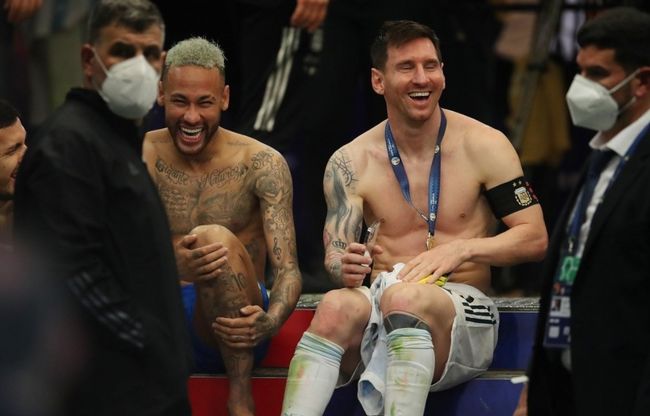 DO：西汉姆联一年合同免签威尔逊，薪水以奖金为主