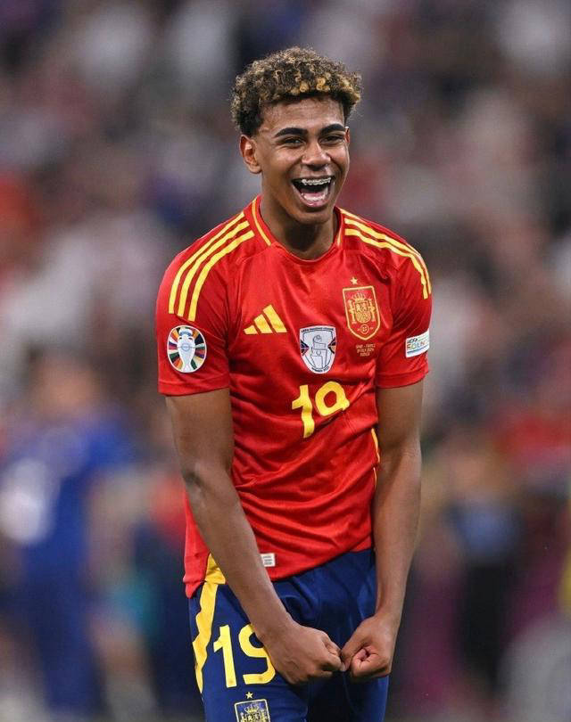 马德兴：汪士钦落选U22国足是因为此前熊猫杯染红引发舆情