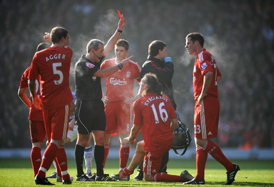 巴萨主席拉波尔塔圣诞晚宴展现亲和力 球队领跑西甲前景光明