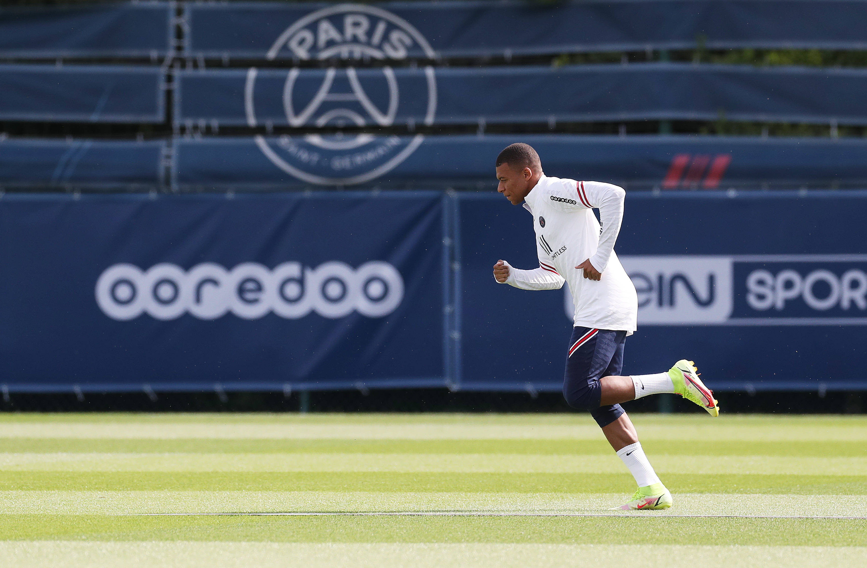 孔帕尼：赛季初的表现只是锦上添花，我们希望在赛季末段更强