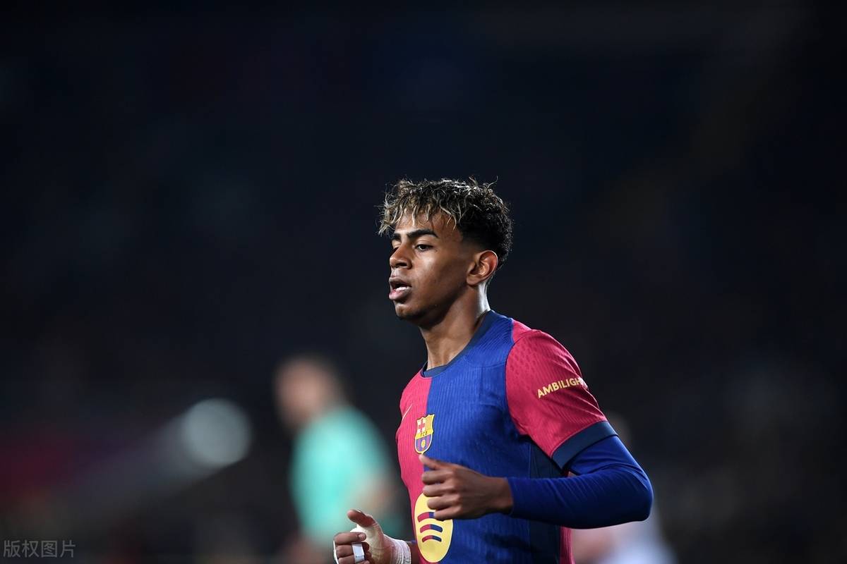 洲际杯战报：德阿拉斯凯塔梅开二度，弗拉门戈2-1蓝十字