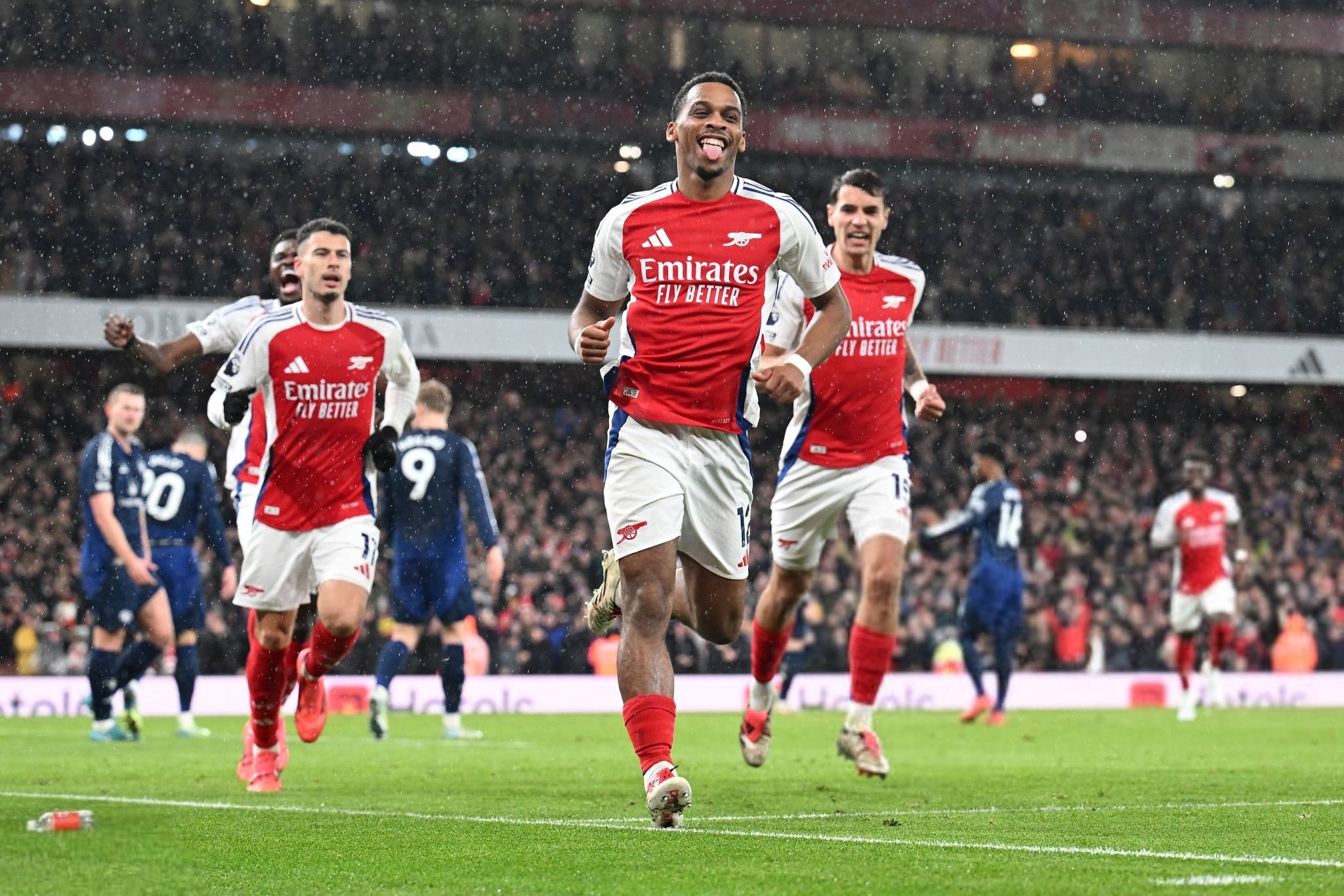 取得赛季欧冠首胜，尤文时隔419天再次在欧冠客场赢球