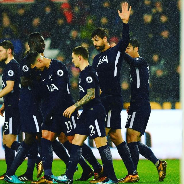 凯恩回应与巴萨传闻：我没和任何人接触，现在在拜仁很开心